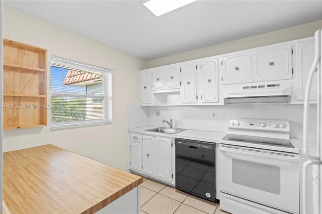 property at 8605 W Sample Rd
