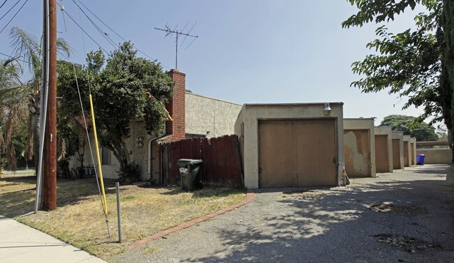 16203-16209 Randall Ave in Fontana, CA - Building Photo - Building Photo