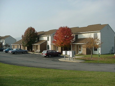 Houston Ridge Apartments in Montgomery, PA - Building Photo