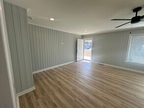 701 Eastwood Rd in Wilmington, NC - Building Photo - Building Photo