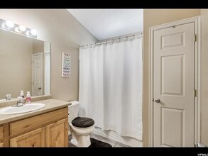 4197 W 4100 S in West Valley City, UT - Building Photo - Building Photo