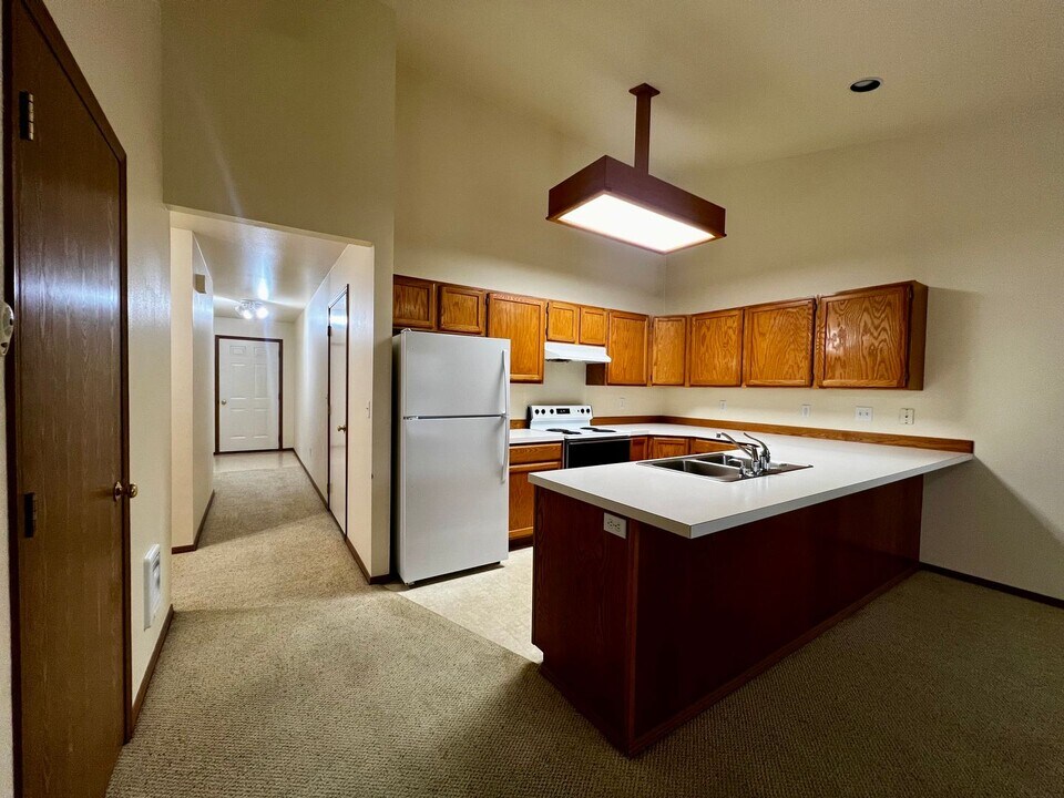 519 Jamie Dr in Selah, WA - Building Photo