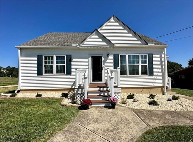 property at 227 S Marietta St