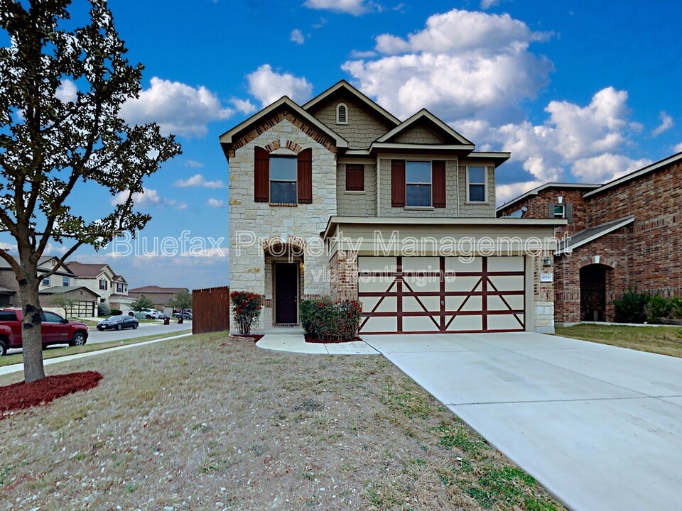 10043 Placid Bay in San Antonio, TX - Building Photo