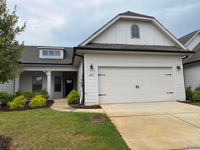 property at 12631 Whitcomb Cir