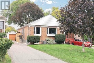 19 Wisteria Rd in Toronto, ON - Building Photo - Building Photo