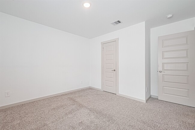 property at 29518 Paytons Park Ct