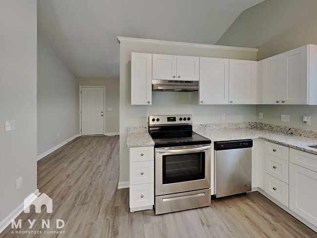 2912 Sylvester St in Raleigh, NC - Foto de edificio - Building Photo