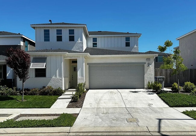 property at 2458 Fidalgo Wy