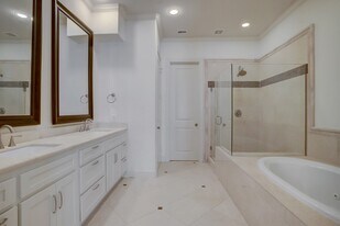 1415 Oakdale St in Houston, TX - Building Photo