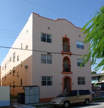 1414 SW 5th St in Miami, FL - Building Photo - Building Photo