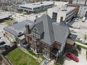 708-714-2532-2534 W Wisconsin Ave in Milwaukee, WI - Building Photo - Building Photo