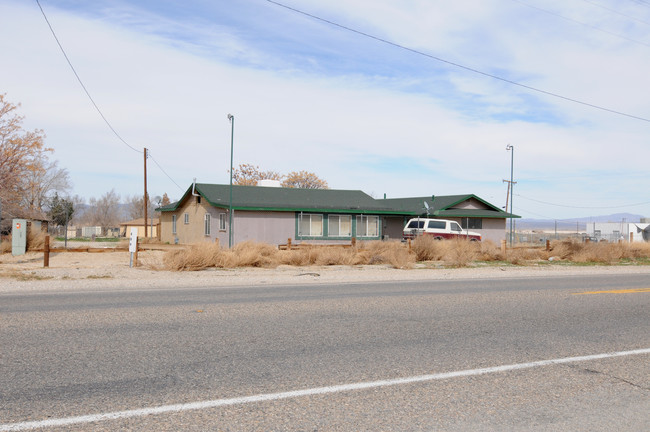 32050 Highway 18 in Lucerne Valley, CA - Building Photo - Building Photo