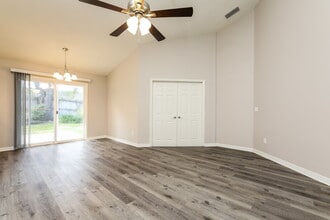 354 Morning Creek Cir in Apopka, FL - Building Photo - Building Photo