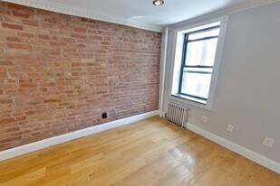 115 Mulberry St in New York, NY - Building Photo