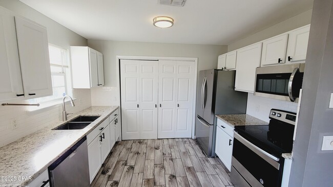 property at 1813 Arthur Ave