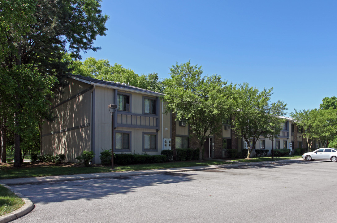 Greenview Gardens in Toledo, OH - Building Photo