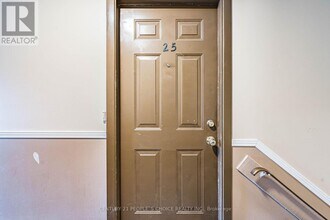 506 Normandy St in Oshawa, ON - Building Photo - Building Photo