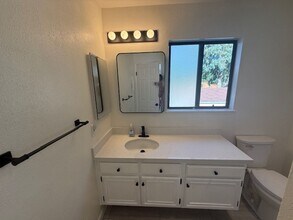 300 Mill Rd in Martinez, CA - Building Photo - Building Photo