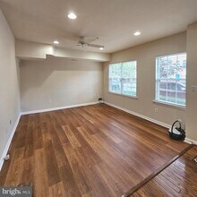 5431 Cheyenne Knoll Pl in Alexandria, VA - Building Photo - Building Photo