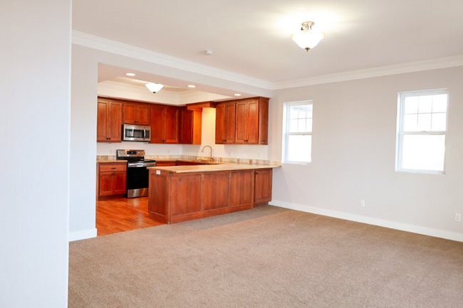 401 Abby Rd in Raymond, WA - Building Photo - Building Photo