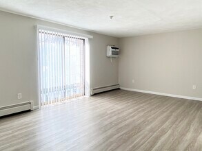 128 Salem St in Malden, MA - Building Photo - Building Photo