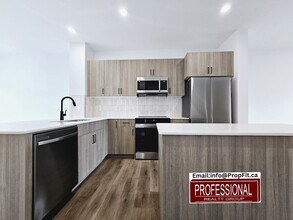 4521 Chegwin Wynd SW in Edmonton, AB - Building Photo - Building Photo