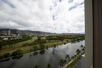 445 Seaside Ave, Unit 3010 in Honolulu, HI - Foto de edificio - Building Photo