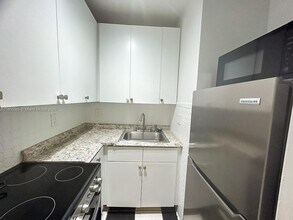 8200 Harding Ave in Miami Beach, FL - Building Photo - Building Photo