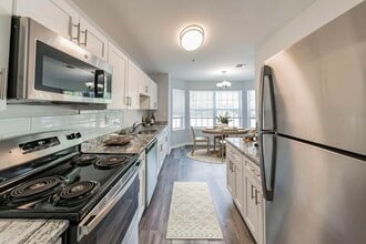 Summit at Mill Ridge in East Haven, CT - Building Photo - Building Photo