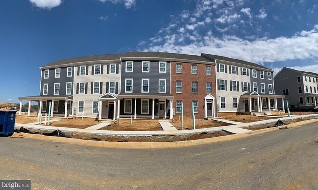 860 Mapleton Ave in Middletown, DE - Building Photo - Building Photo