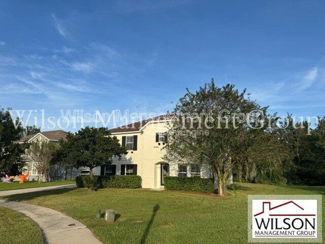 property at 413 Country Cottage Ln