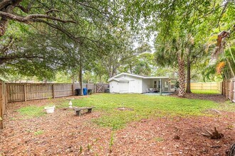 5625 Atlantic Ave N in St. Petersburg, FL - Building Photo - Building Photo