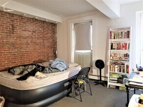 486 Massachusetts Ave, Unit 2 in Boston, MA - Foto de edificio - Building Photo