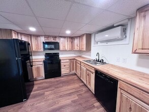 412 S Main St in Mocksville, NC - Building Photo - Building Photo