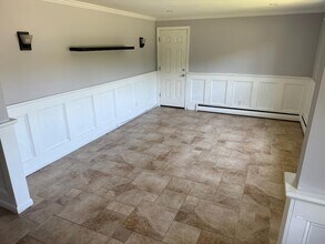 26 Dahill Rd in Old Bethpage, NY - Building Photo - Building Photo