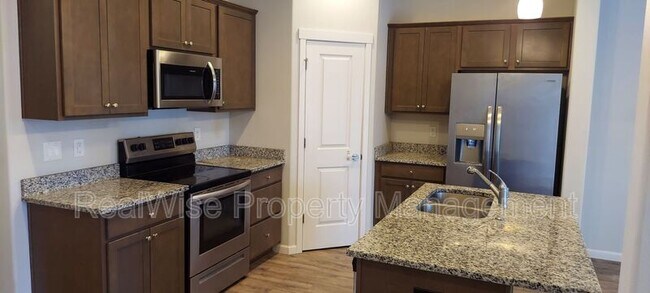 5909 NE 57th Ave in Vancouver, WA - Building Photo - Building Photo