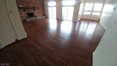 304 Lake Shore S in Montague, NJ - Building Photo - Building Photo