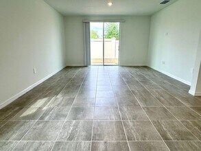 3685 Portsmouth Ln in Haines City, FL - Building Photo - Building Photo