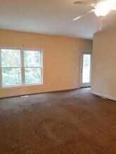 5849 Broadway in Lancaster, NY - Building Photo - Building Photo