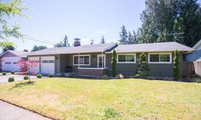 property at 14052 SE Mill Ct
