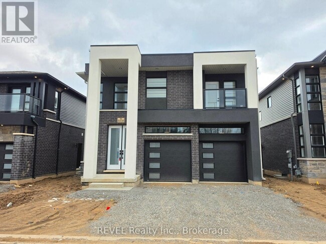 property at 6438 Sunshine Cmn