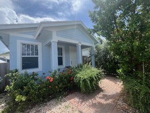 216 C St in Lake Worth, FL - Building Photo - Building Photo