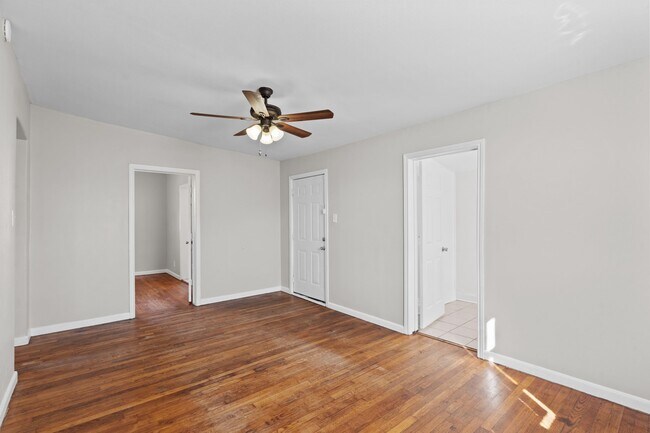 property at 4020 Avenue O 1/2