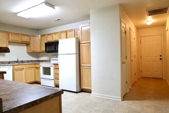 20901 Hartsburg Ln in St. Robert, MO - Building Photo - Building Photo