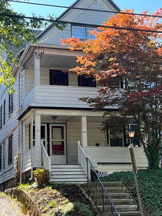 32 Westwood Rd in New Haven, CT - Building Photo