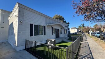 Victory House East in Los Angeles, CA - Building Photo