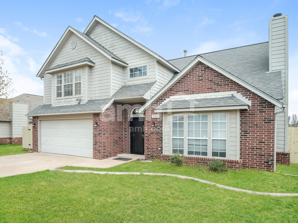5309 S Redbud Ave in Broken Arrow, OK - Building Photo
