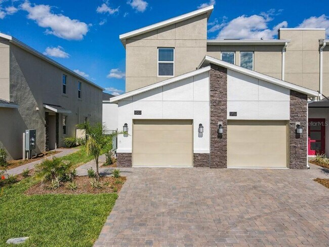 property at 965 Splash Shot Pl