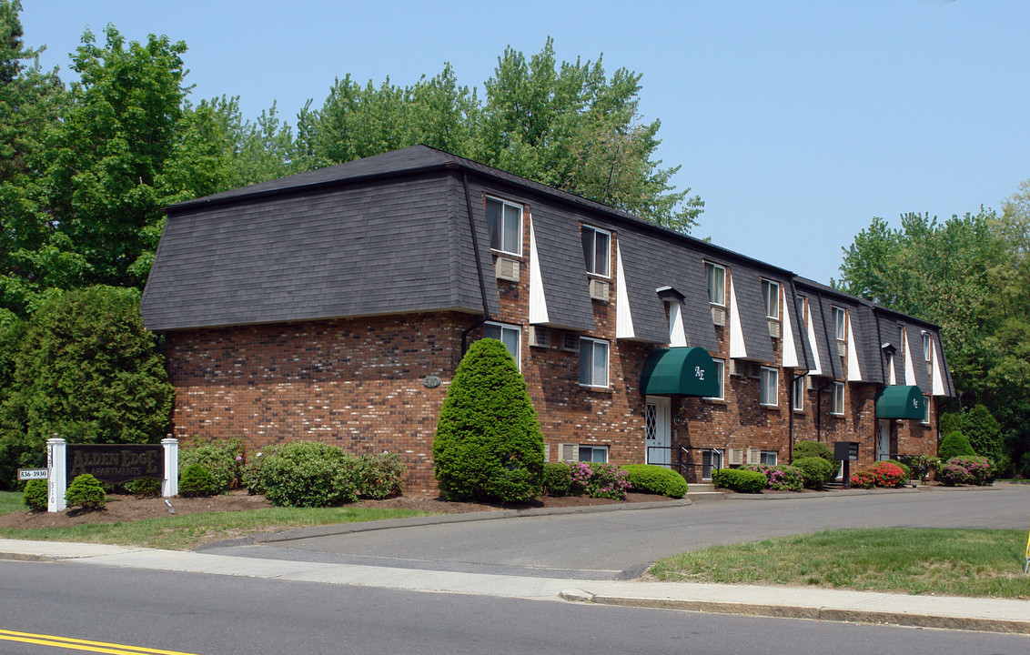 Alden Edge in Chicopee, MA - Building Photo